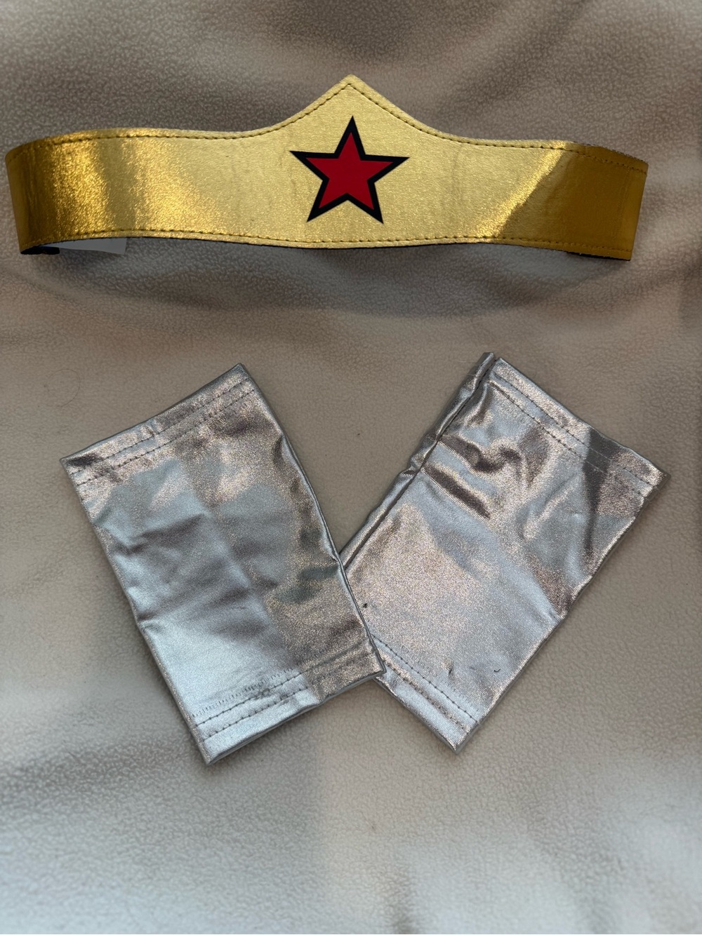 Halloween Costume Accessories “Wonder Woman” Tiara & Wrist Gauntlets
